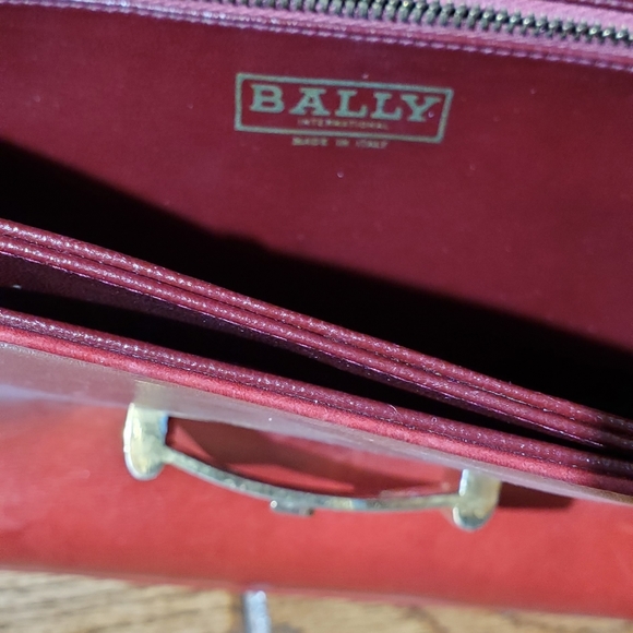 Vintage BALLY Red Handbag - Picture 6 of 10